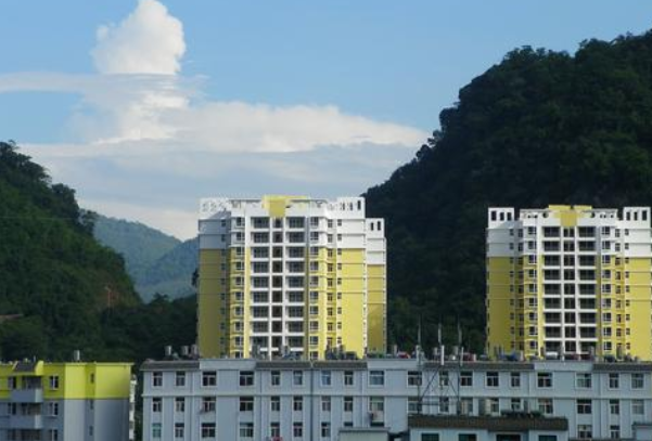 满五年的房子过户要交多少税