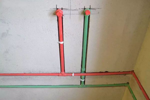 入户水管漏水是物业还是业主的事 入户水管漏水怎么维修 入户水管在哪个位置