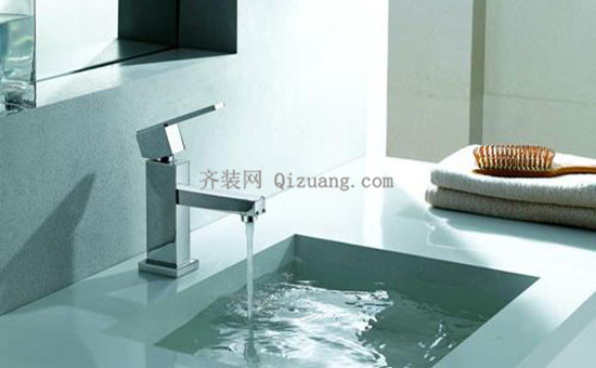 水龙头漏水