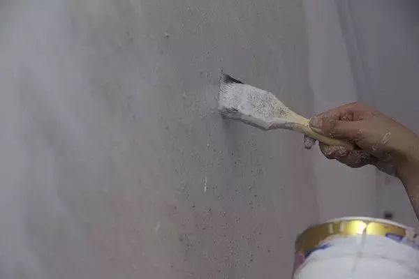 腻子打磨