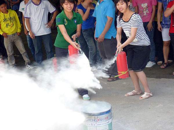 水基灭火器的使用范围