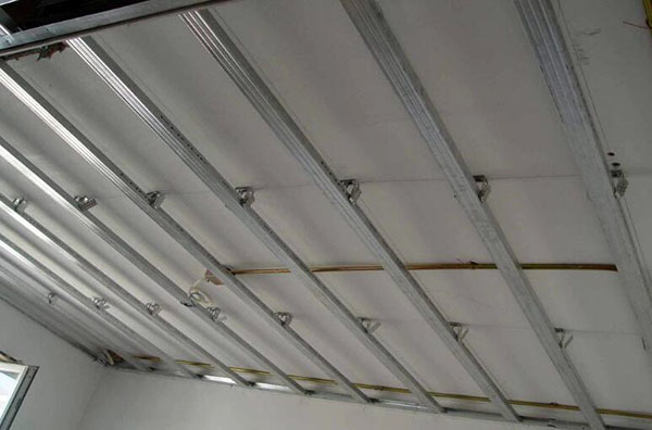 轻钢龙骨吊顶的施工方法 具体方案怎样