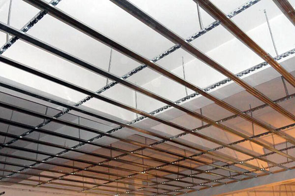 轻钢龙骨吊顶的施工方法 具体方案怎样