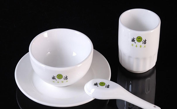 几个销量较高的厨房陶瓷餐具品牌推荐