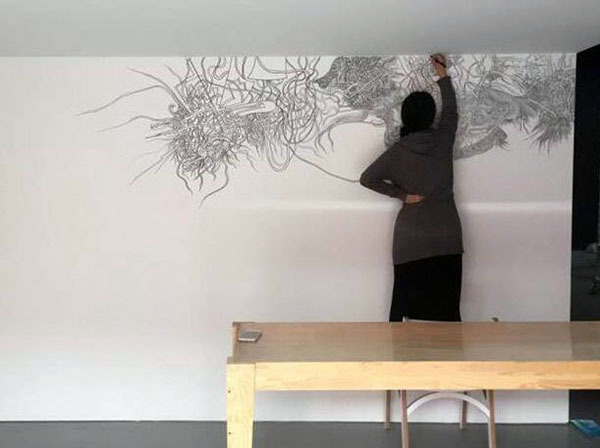 怎样画出适合画在墙上的手绘画 墙上绘画用什么颜料