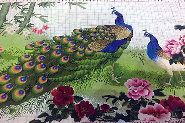 挂多大十字绣好看