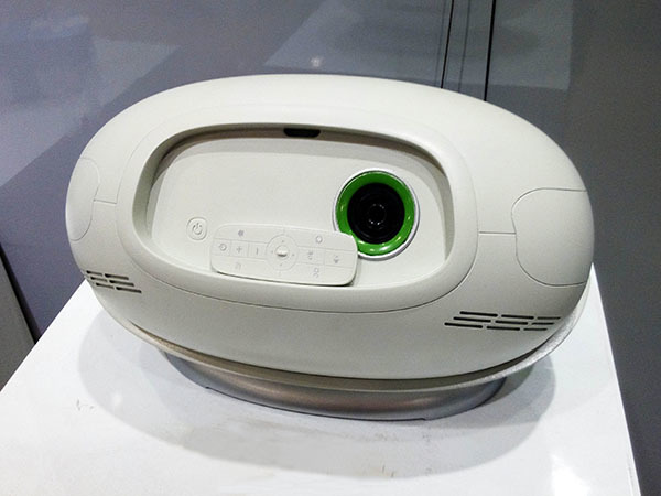 2019家用小型投影仪什么牌子好 极米与坚果投影仪哪个好