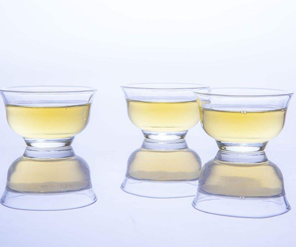 玻璃茶杯