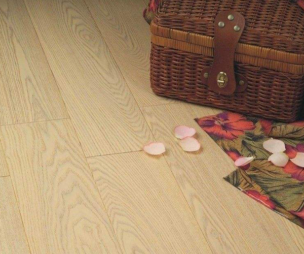 不同材质实木地板有哪些不同特点 不同材质带来不同效果