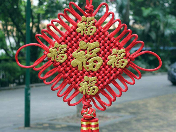 客厅挂中国结的禁忌