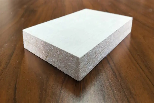 复合板是什么材料 复合板的甲醛多久能去掉