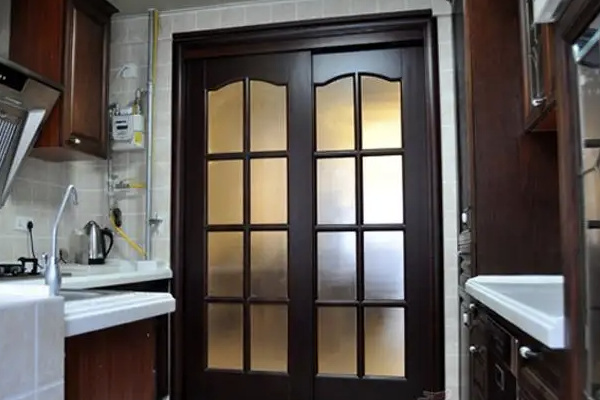 家装厨房门用什么门好 厨房门用哪种比较实用