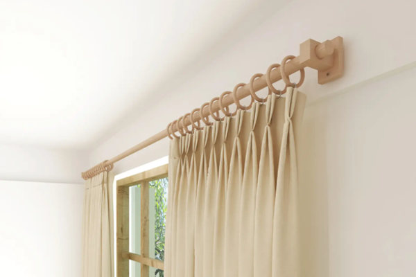 安装窗帘都有哪些注意事项 挂窗帘的方式常见的都有哪些