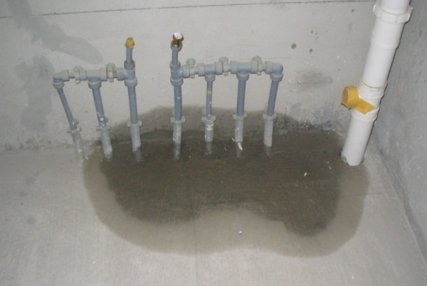 下水管漏水怎么修补 下水管漏水物业负责吗