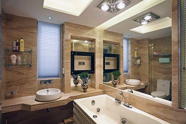 浴帘和玻璃隔断哪个好 浴房玻璃隔断清理方法