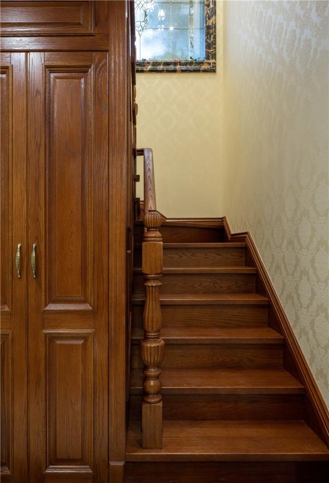 小空间楼梯设计效果图
