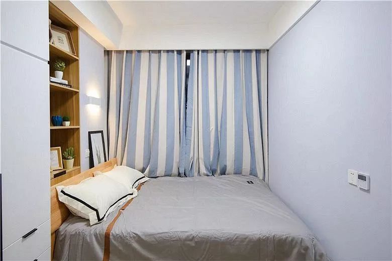 小户型卧室装修设计效果图 储物空间多又好看