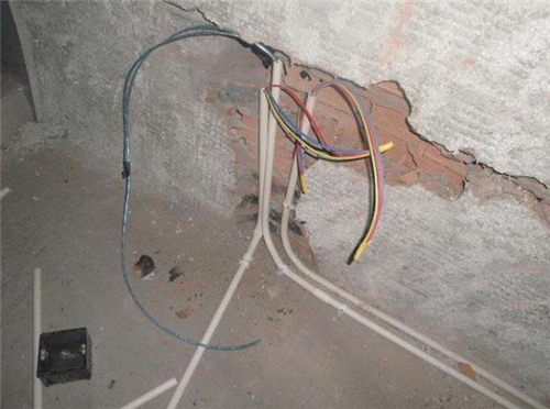 房间墙里电线突然烧坏了 电线安装注意事项有哪些
