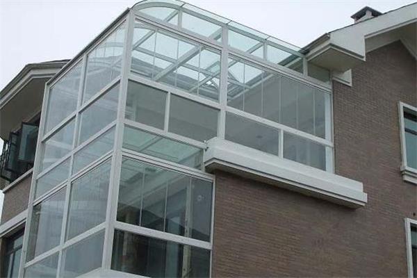 断桥铝包阳台安全吗断桥铝包阳台需要装护栏吗断桥铝包阳台多少钱