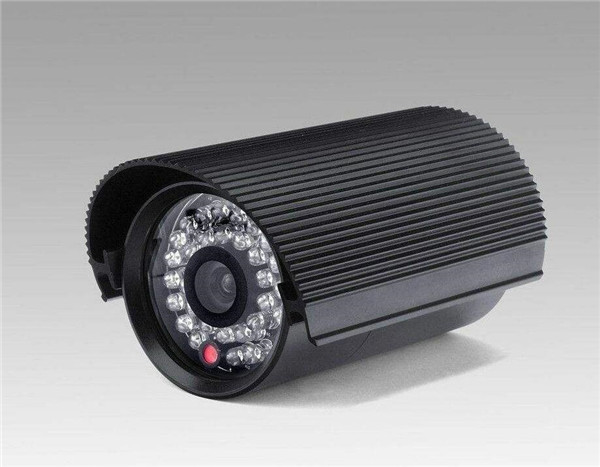 67室外红外监控摄像机特点是什么有哪些功能呢