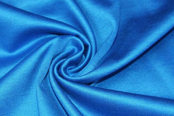 丝光棉线的优点和缺点 丝光棉线适合织什么 丝光棉是什么成分含量