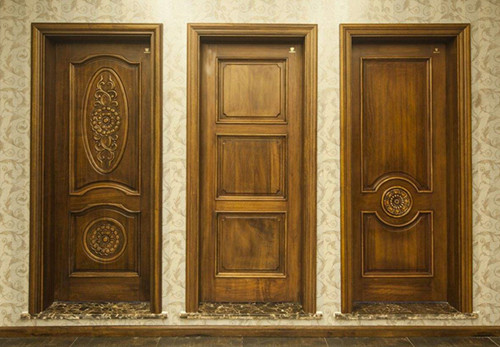 复合门和实木门哪个好 装修大门选哪个